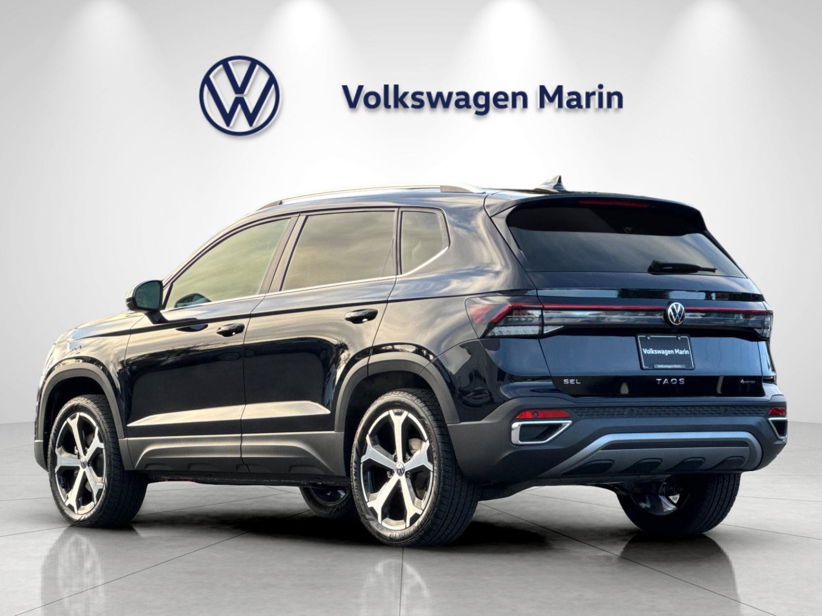 New 2026 Volkswagen Taos SEL AWD/4WD image 3