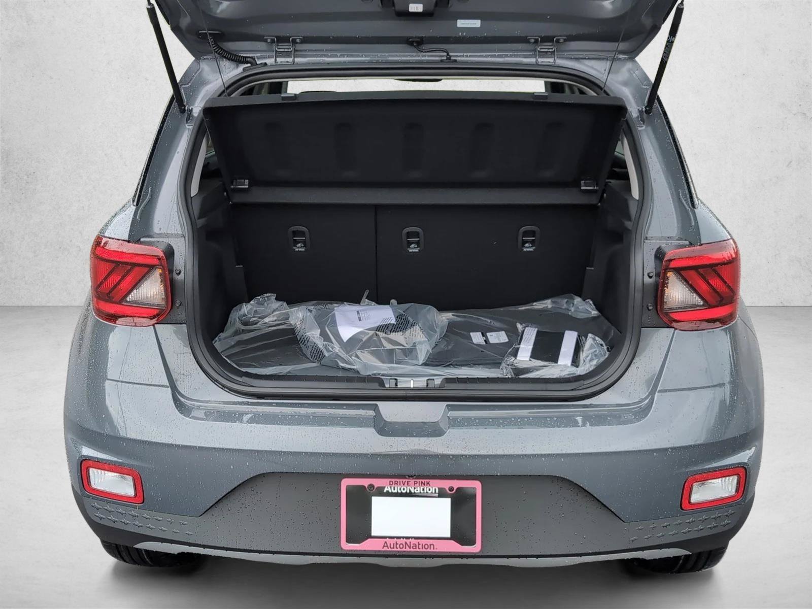 New 2026 Hyundai Venue SEL FWD image 7
