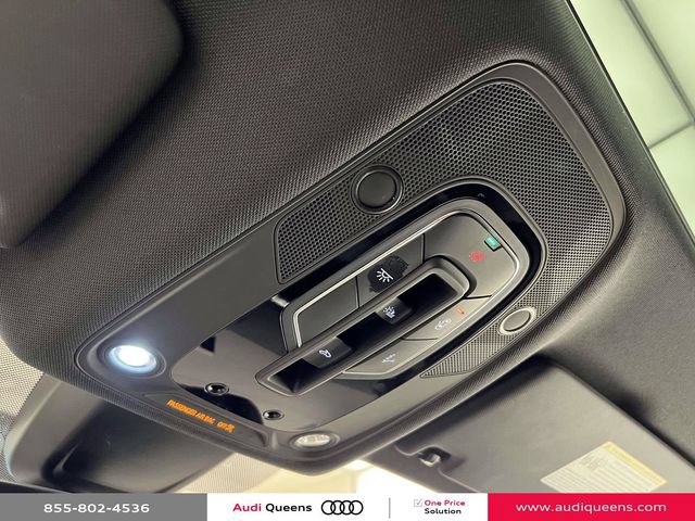 Used 2025 Audi Q5 2.0T Premium Plus w/ Premium Plus Package AWD/4WD image 33