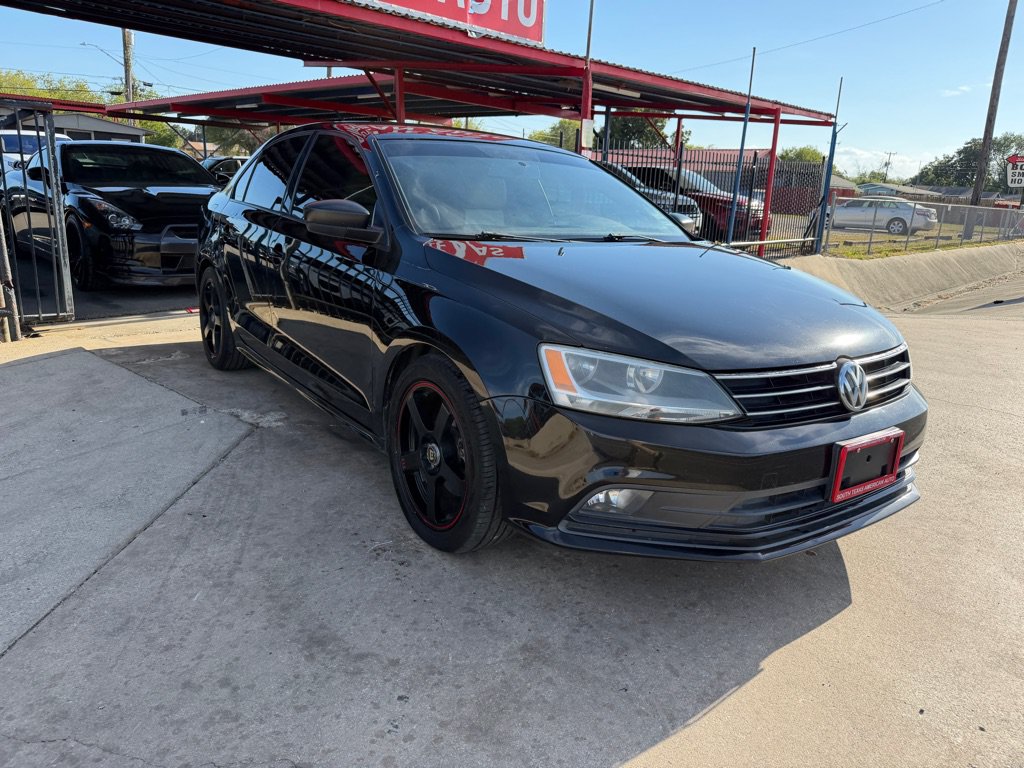 Used 2015 Volkswagen Jetta Sport FWD image 9