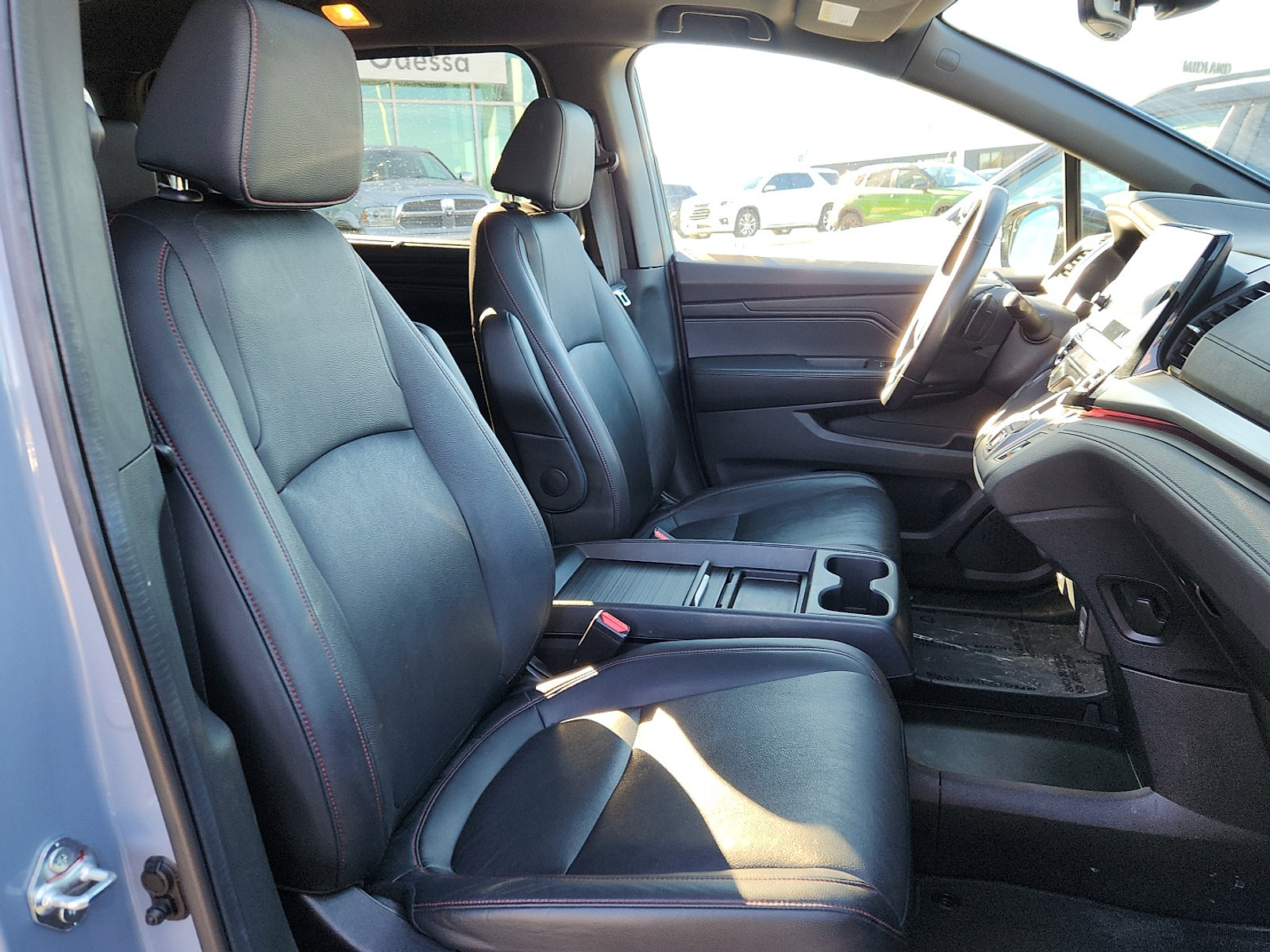 Used 2024 Honda Odyssey Sport image 15