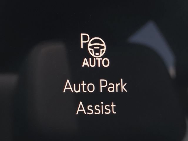 New 2026 GMC Yukon XL Denali w/ Denali Reserve Package AWD/4WD image 39