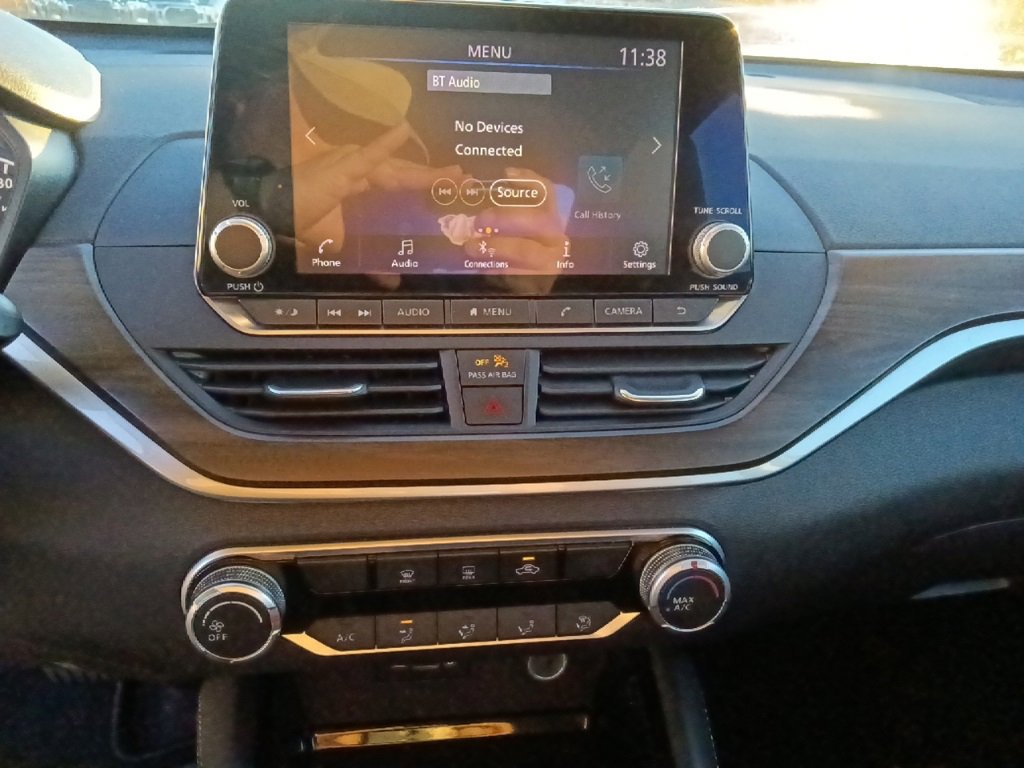 Used 2023 Nissan Altima 2.5 SV image 21