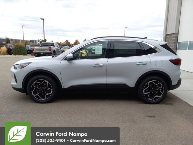 New 2026 Ford Escape Platinum image 6