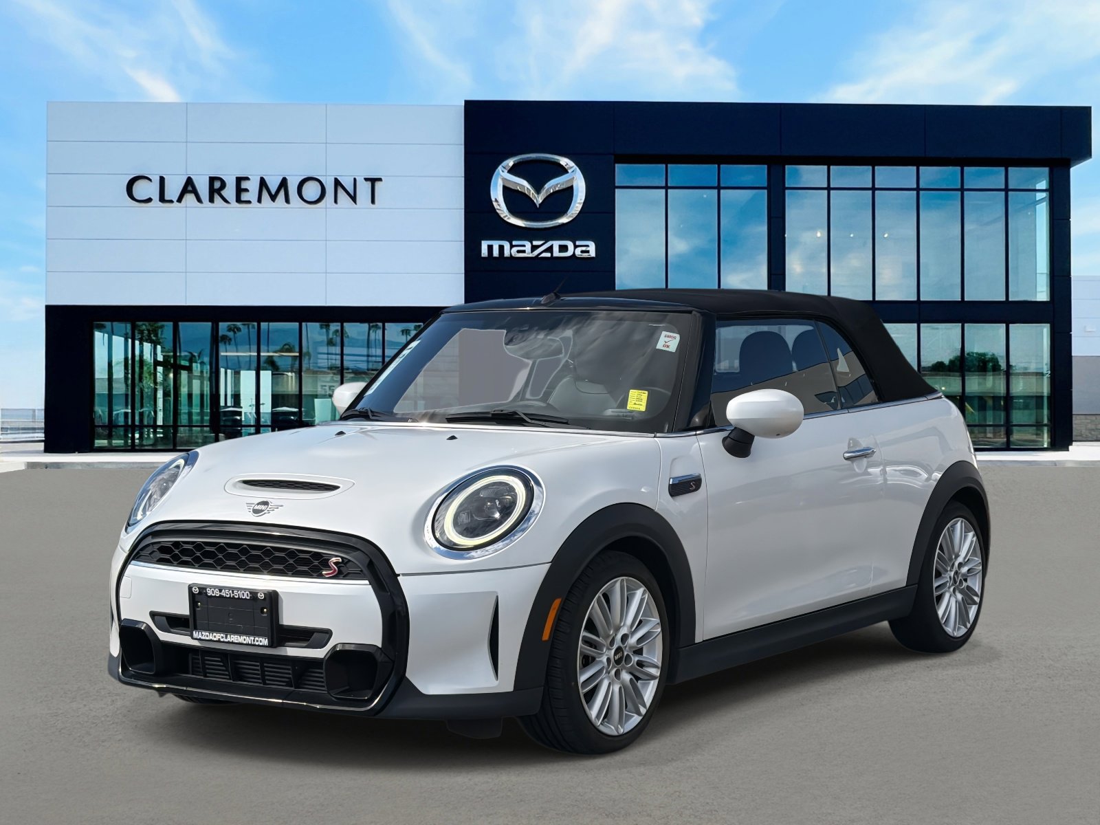 Used 2024 MINI Cooper S image 3
