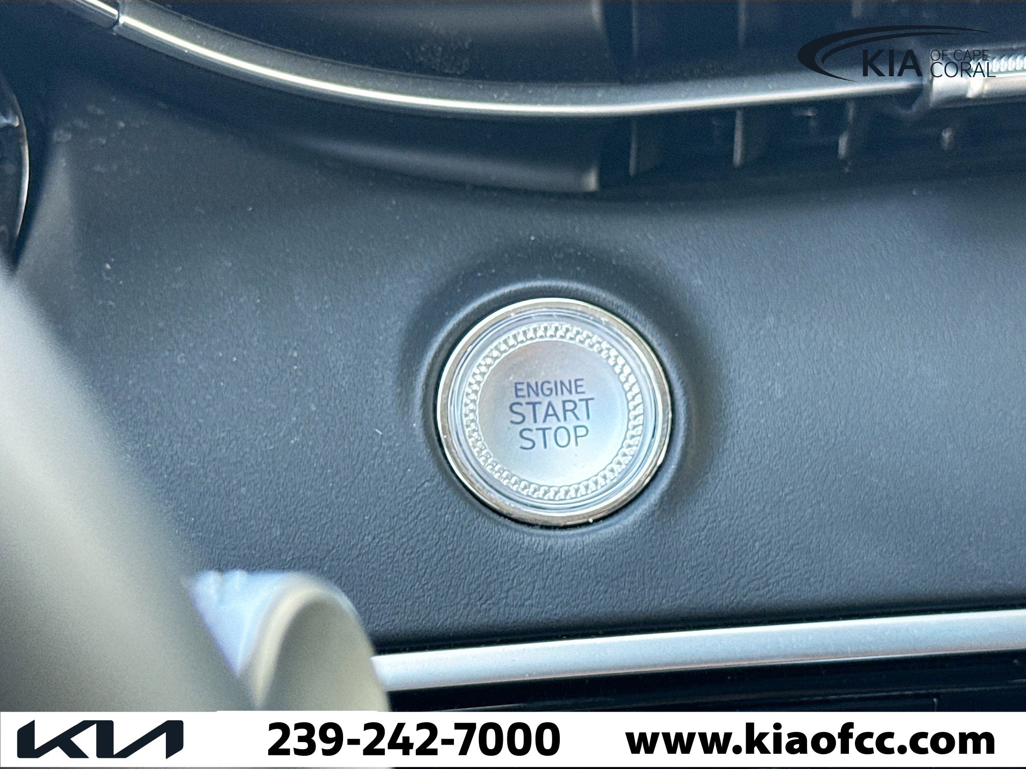 Used 2025 Genesis GV70 2.5T image 35