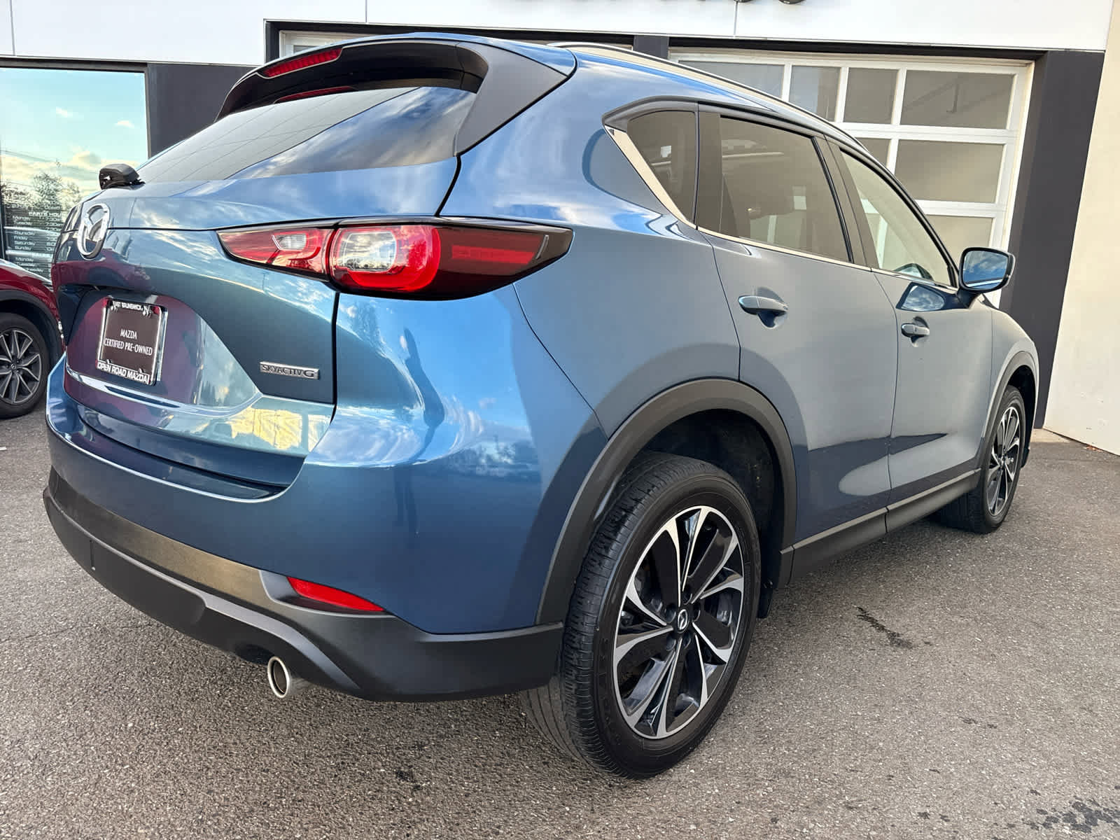 Certified 2023 MAZDA CX-5 AWD 2.5 S w/ Premium Plus Pkg image 6