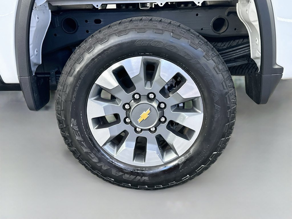 Used 2026 Chevrolet Silverado 2500 Custom AWD/4WD image 34