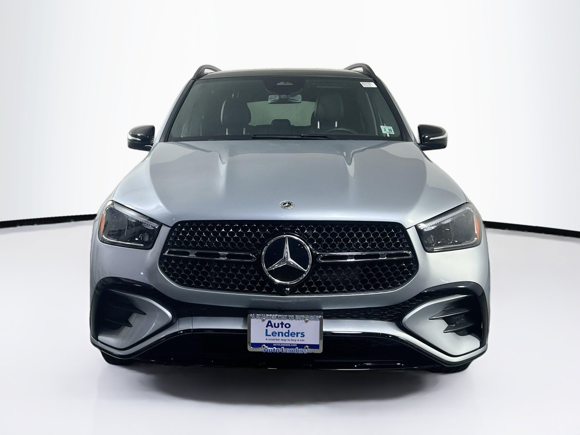 Used 2025 Mercedes-Benz GLE 450e 4MATIC image 2