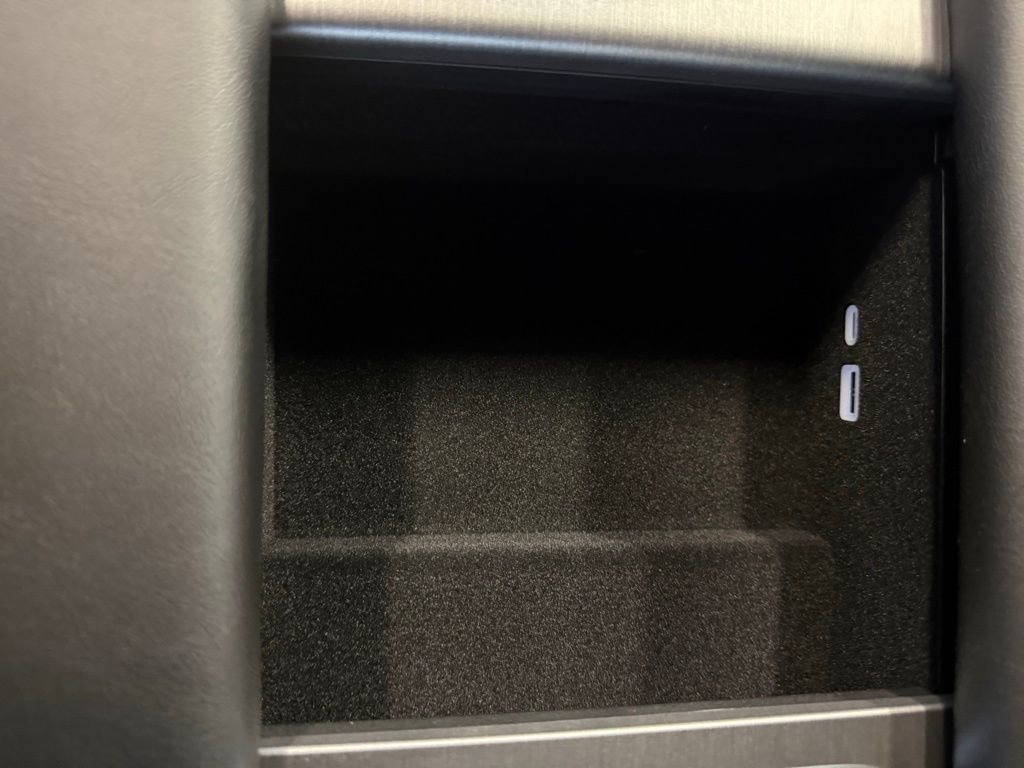 New 2026 Jeep Grand Wagoneer L 4WD w/ Premium Group I image 52