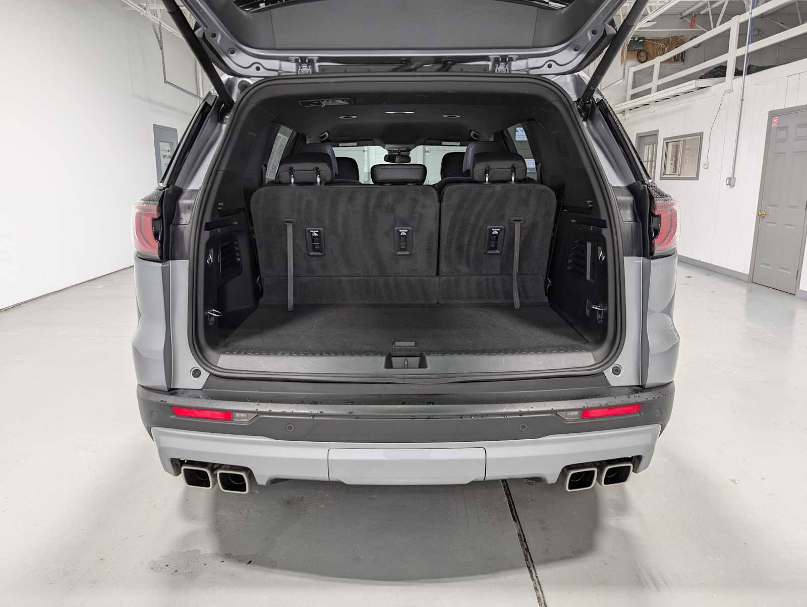 Certified 2024 GMC Acadia Elevation w/ Luxury Package image 40