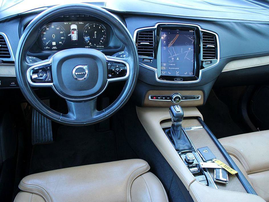 Used 2016 Volvo XC90 T6 image 33