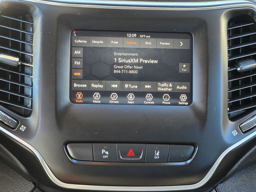 Used 2021 Jeep Cherokee Latitude Plus image 4