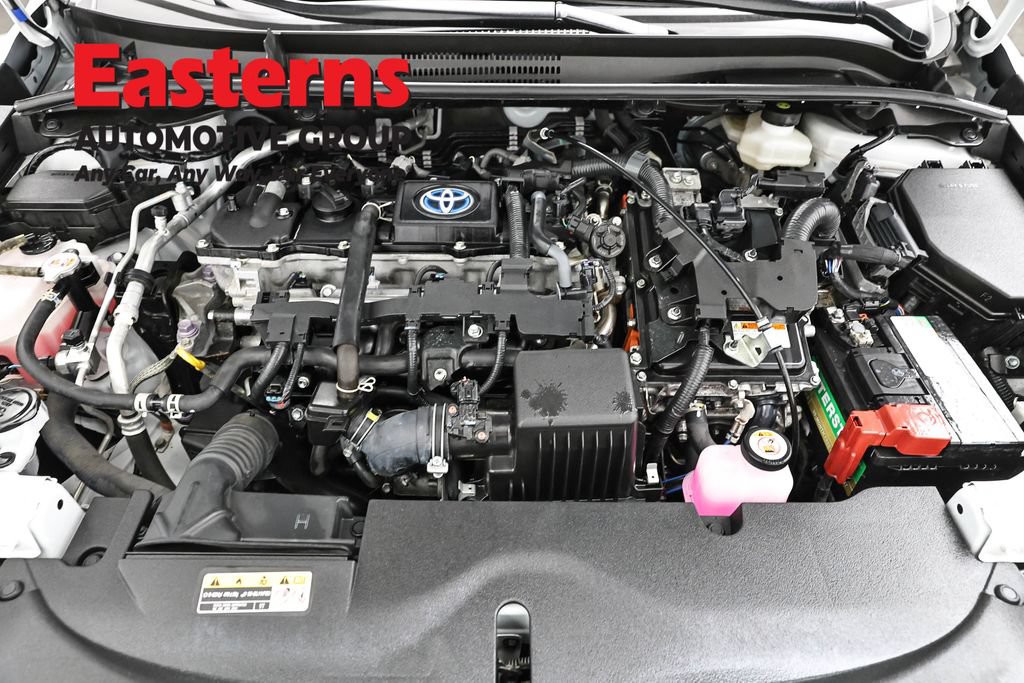 Used 2024 Toyota Corolla LE FWD image 7