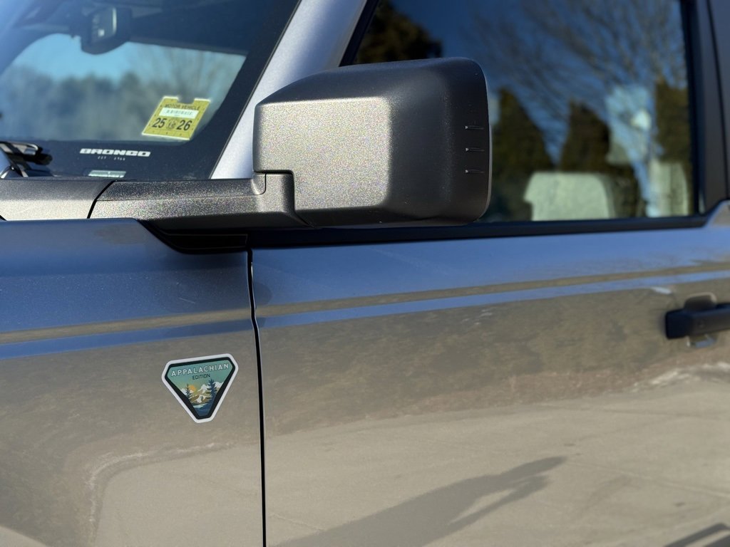 Used 2024 Ford Bronco Black Diamond image 19