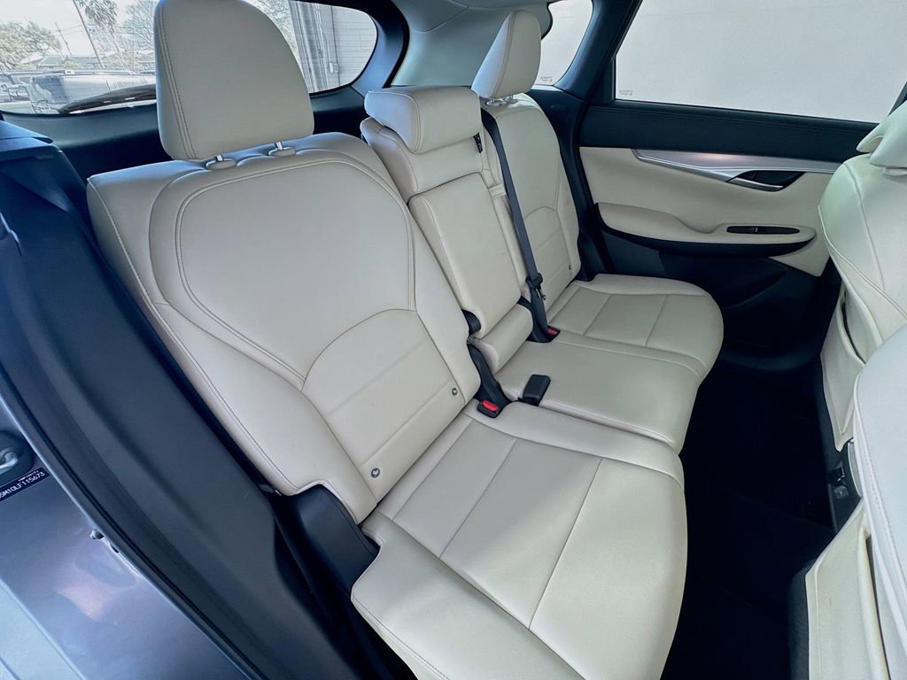 Used 2020 INFINITI QX50 Luxe image 26