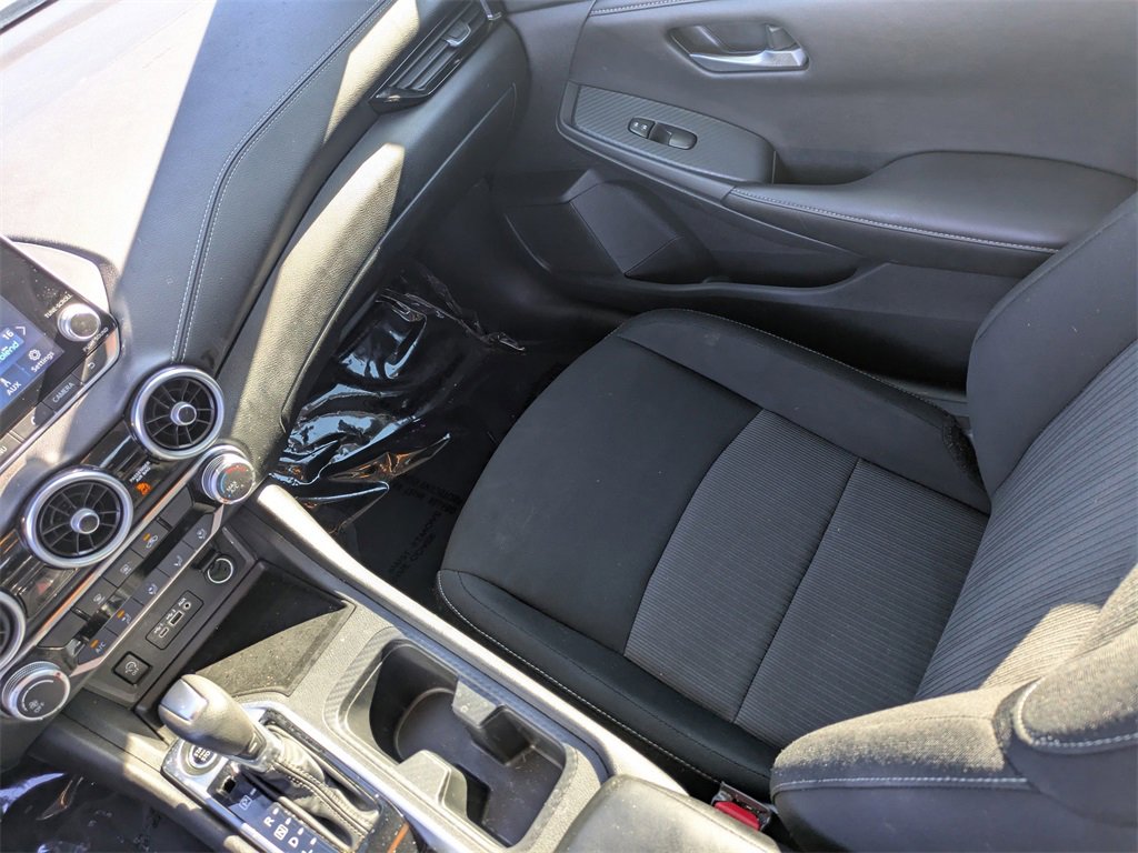 Used 2024 Nissan Sentra SV w/ Lighting Package image 16