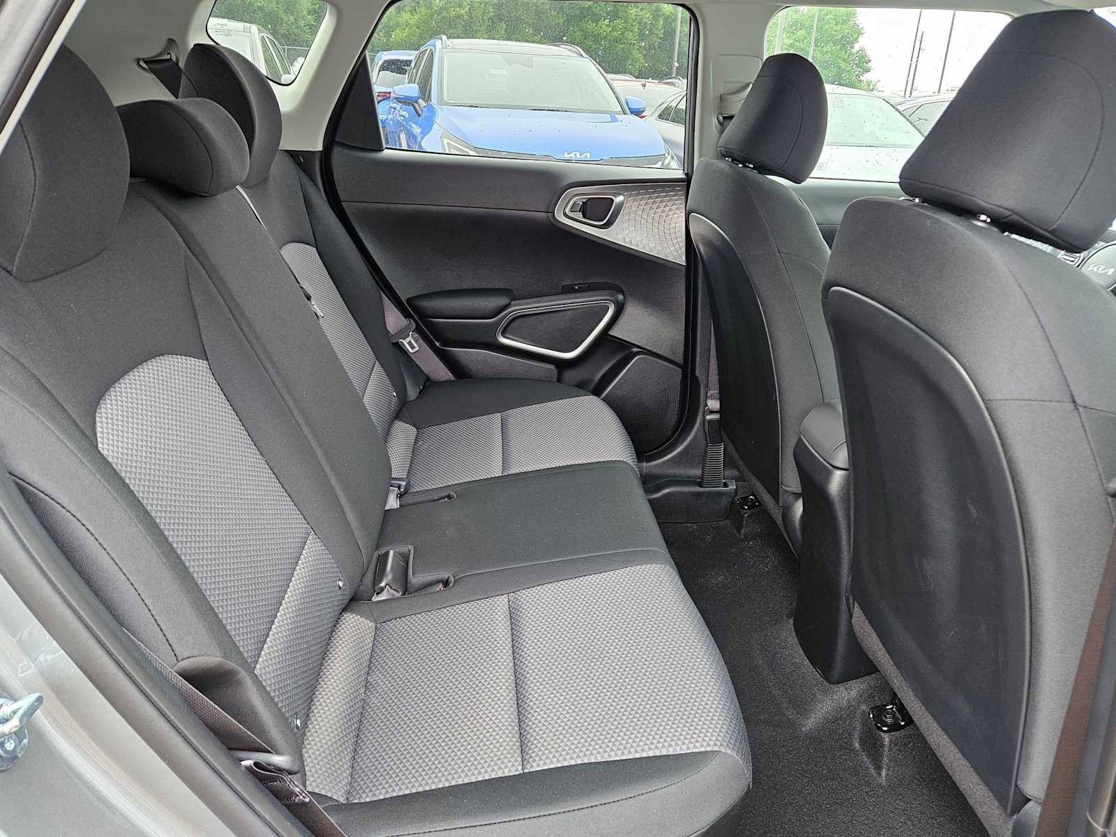 Certified 2025 Kia Soul LX FWD image 23