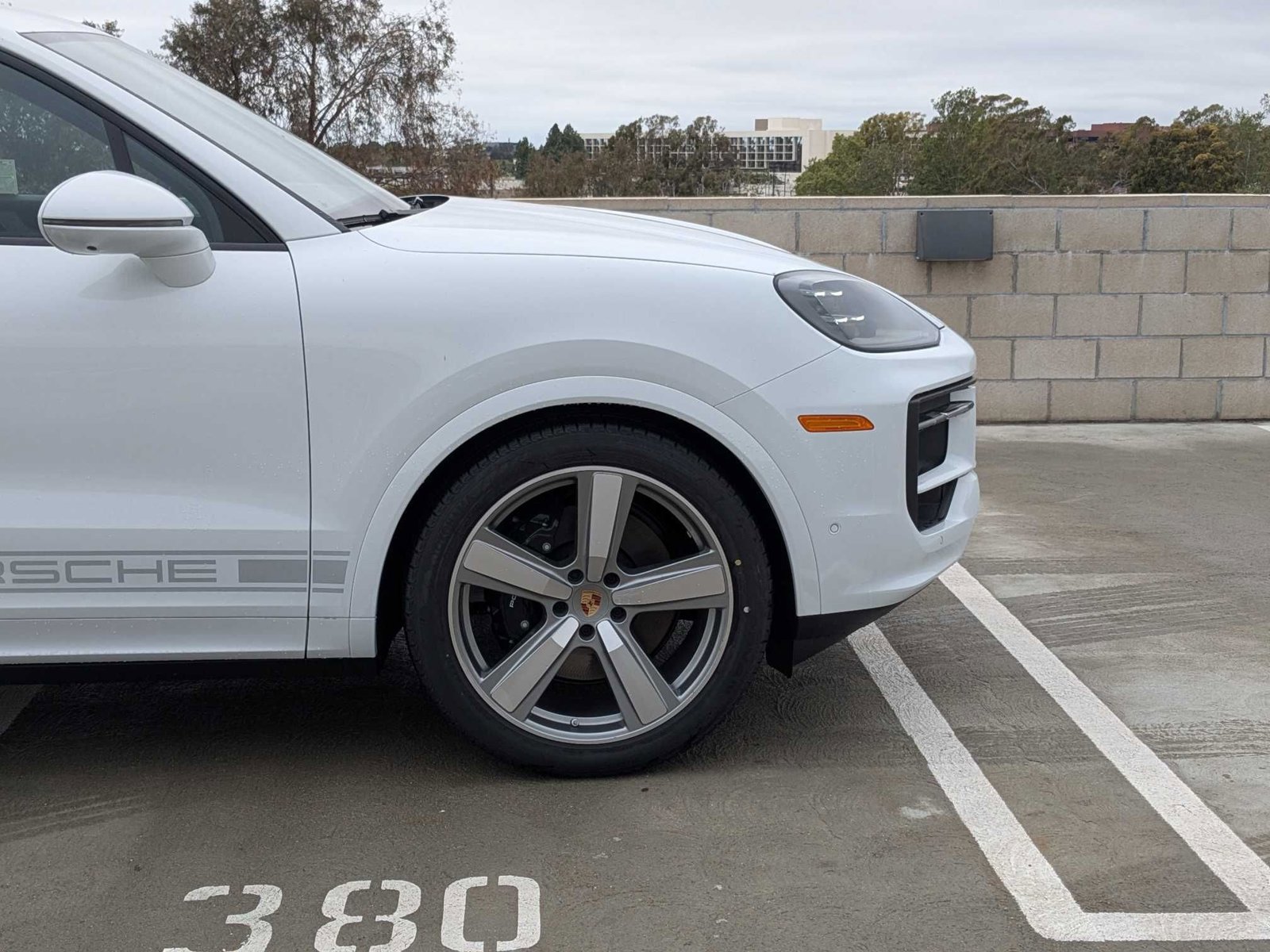 New 2025 Porsche Cayenne image 11