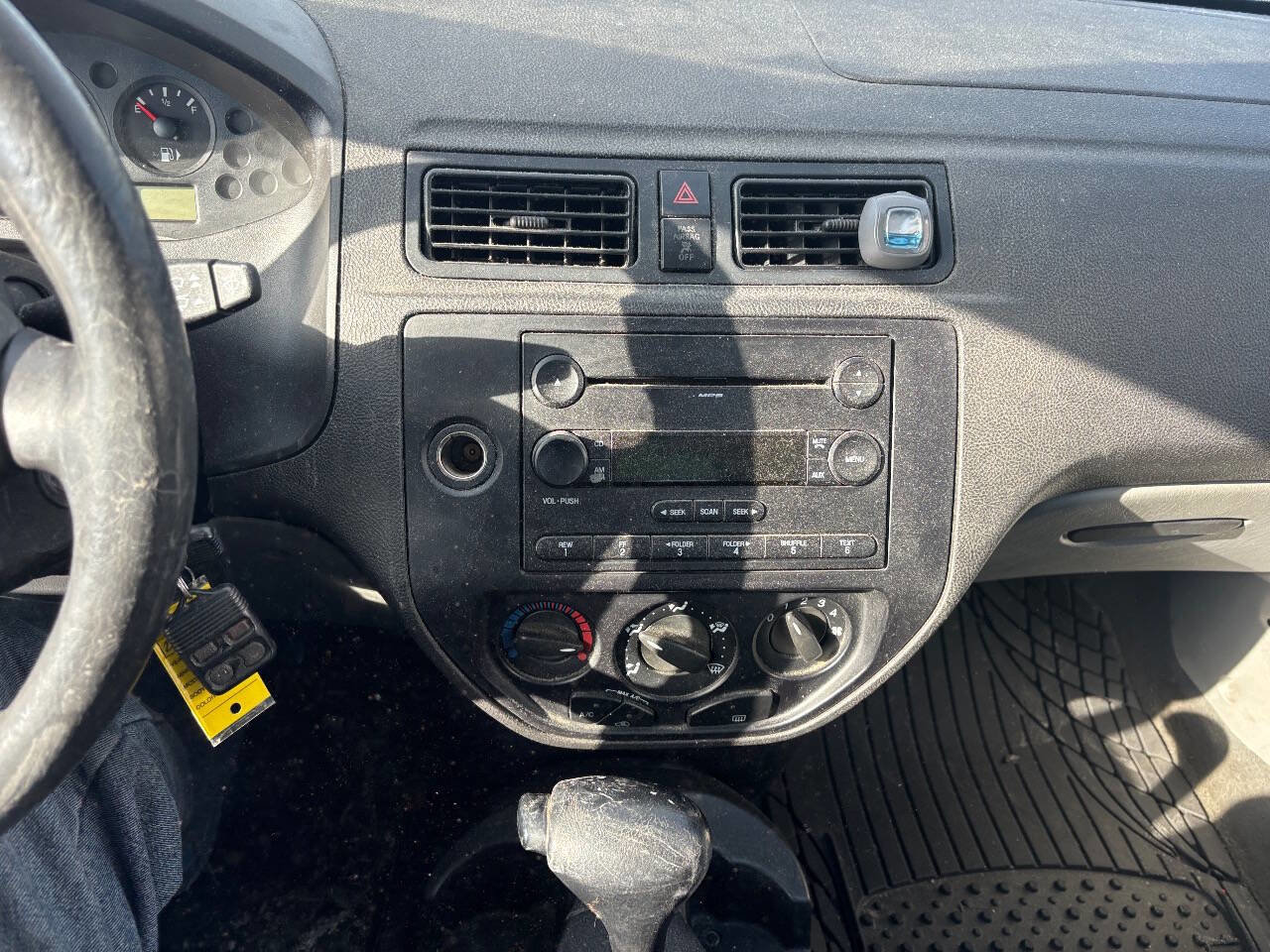 Used 2009 Chevrolet HHR LT w/ LT Preferred Equipment Group image 16