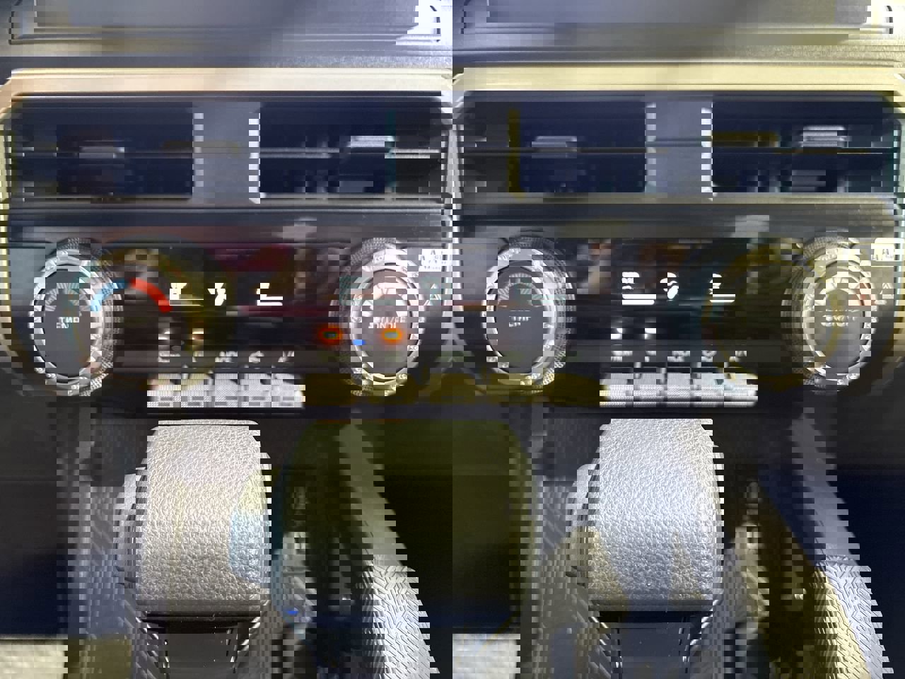 Certified 2025 Toyota Tacoma SR image 20