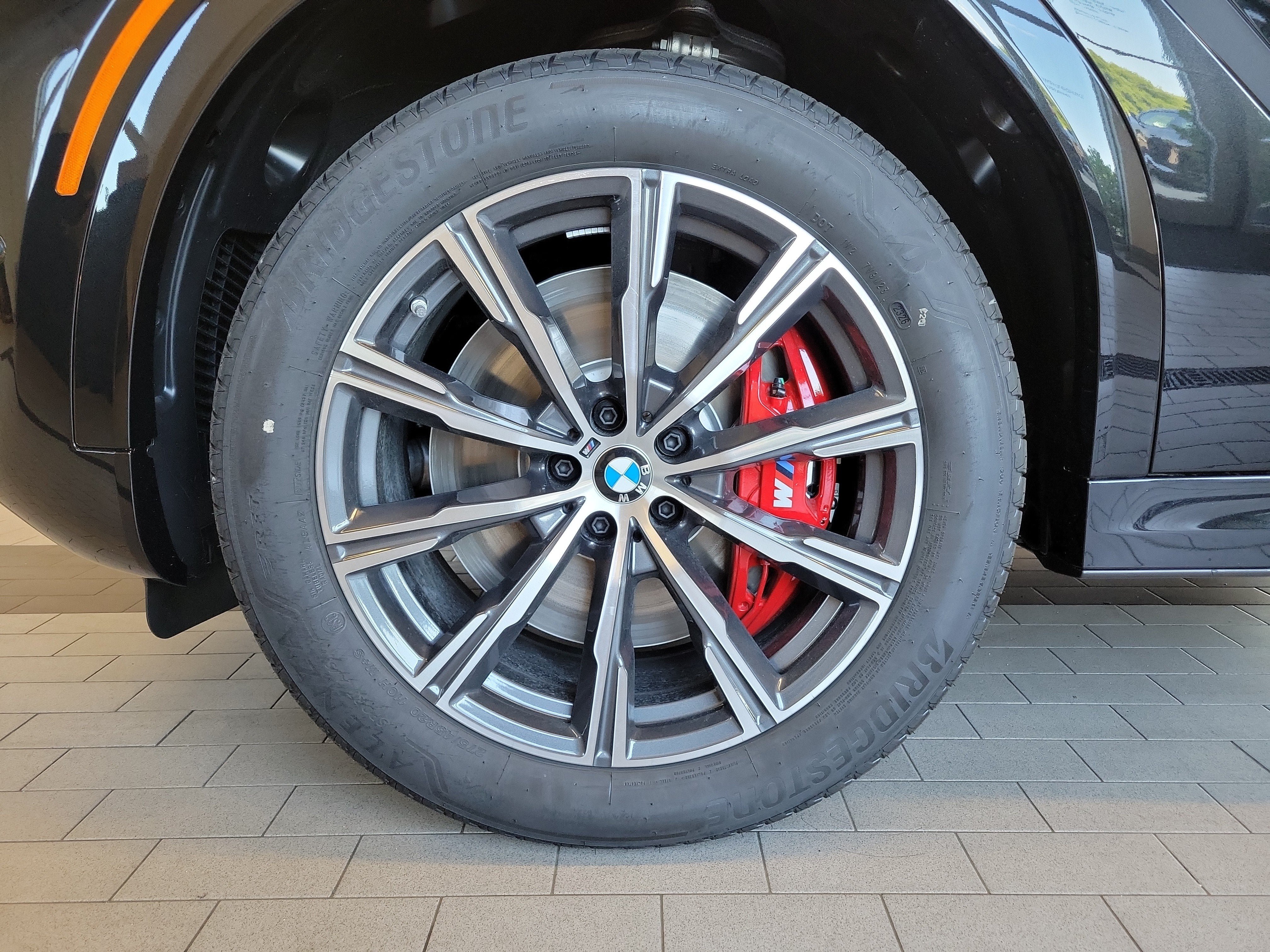New 2027 BMW X6 M60i AWD/4WD image 11