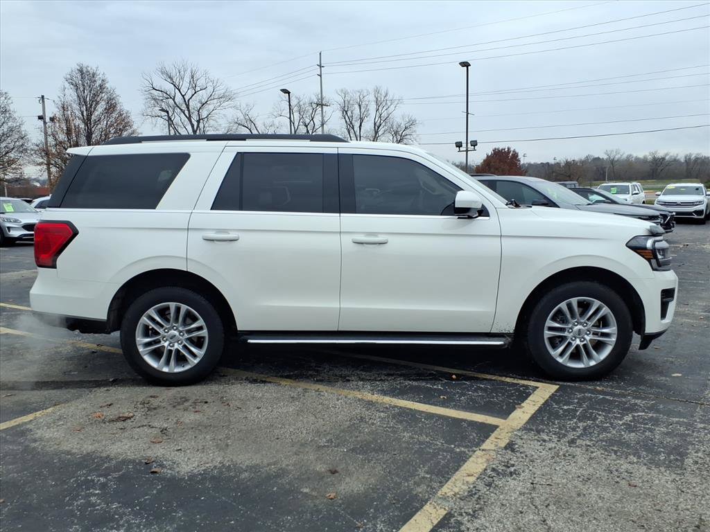 Used 2022 Ford Expedition XLT image 26