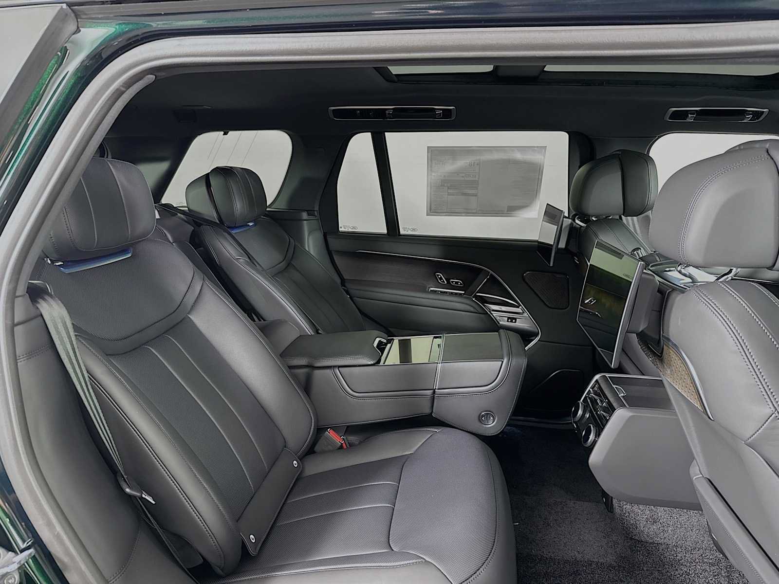 New 2026 Land Rover Range Rover Long Wheelbase Autobiography AWD/4WD image 27