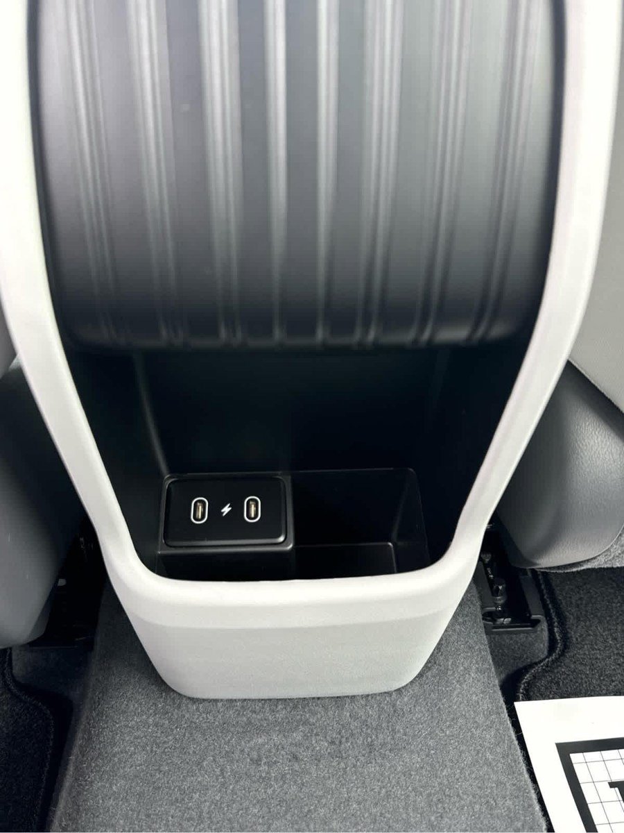 New 2027 Hyundai Kona SE AWD/4WD image 36