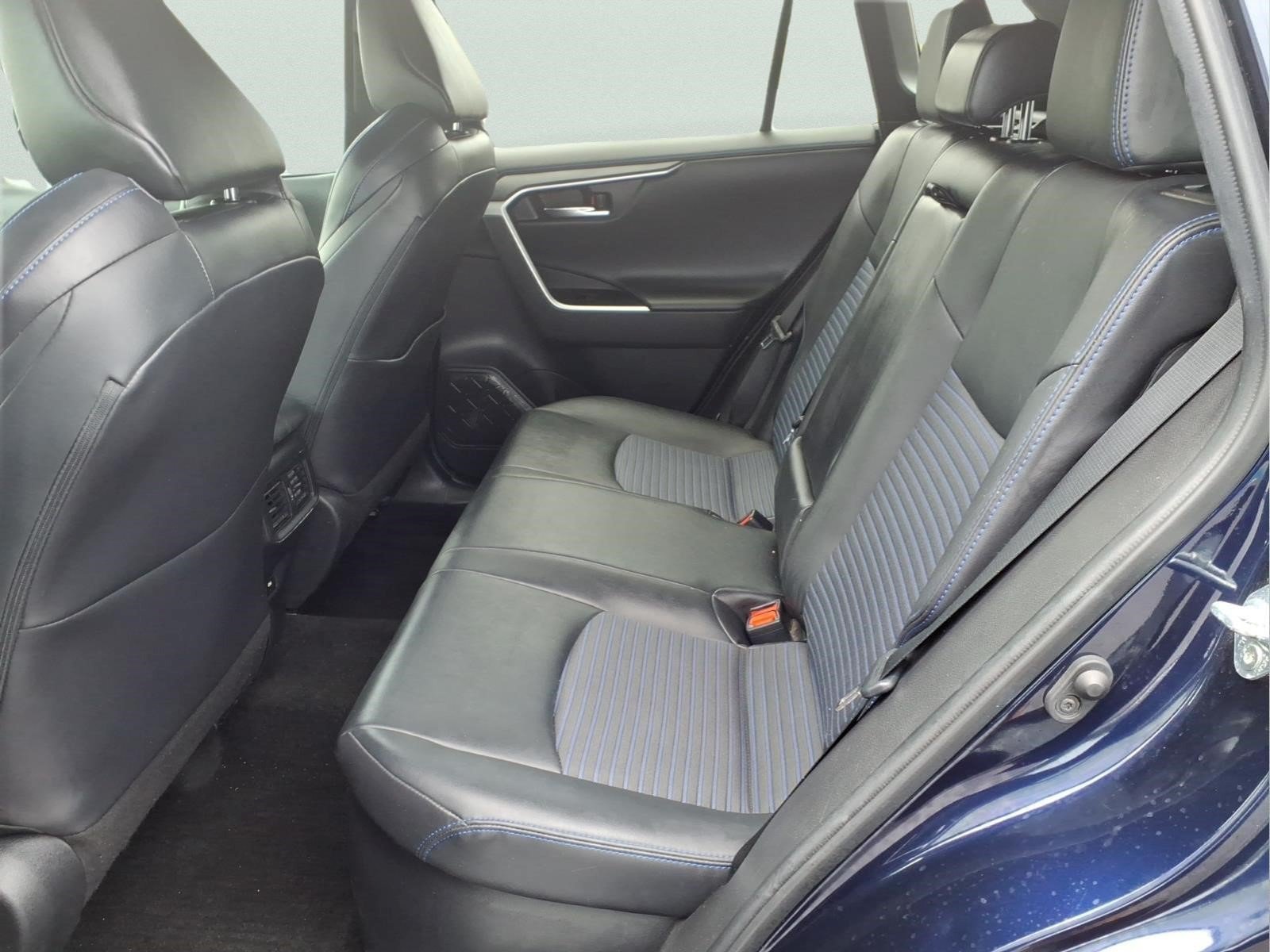 Used 2021 Toyota RAV4 XSE AWD/4WD image 12