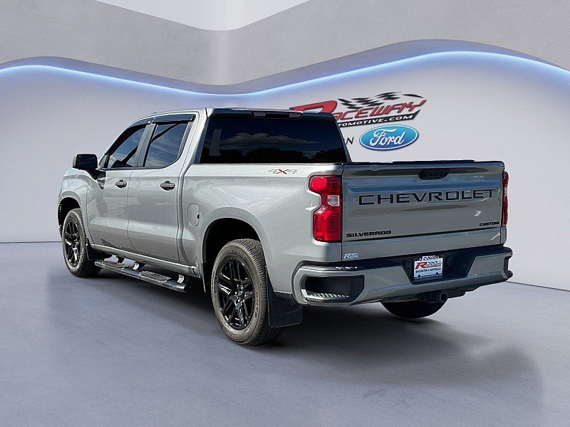 Used 2023 Chevrolet Silverado 1500 Custom w/ LPO, Dark Essentials Package AWD/4WD image 3