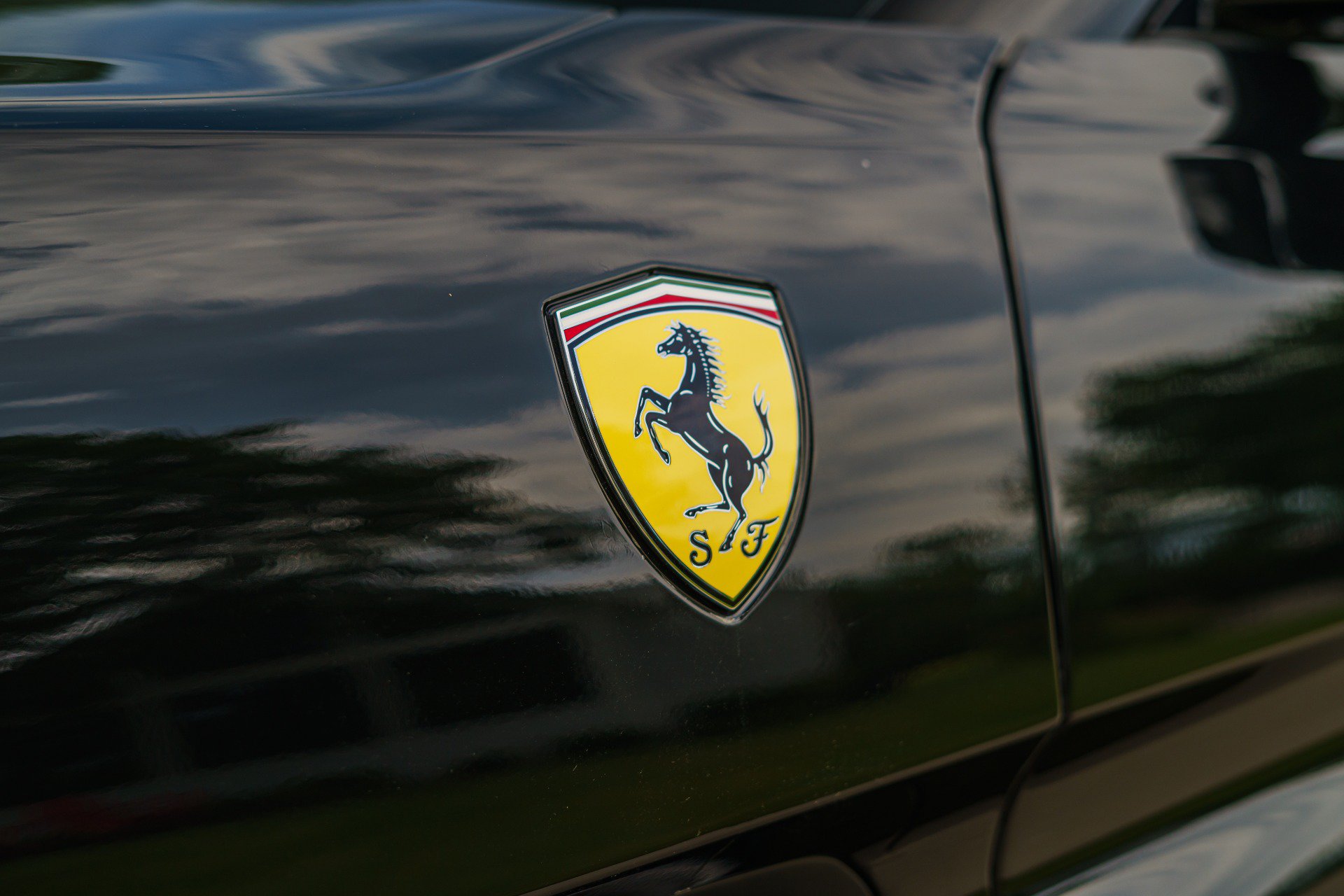 Used 2019 Ferrari Portofino RWD image 88