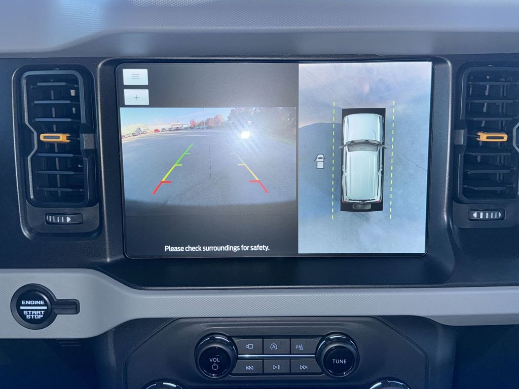 Used 2023 Ford Bronco Badlands image 23