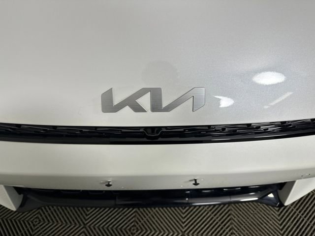 Used 2023 Kia EV6 GT-Line w/ GT-Line Suede Seat Package image 9