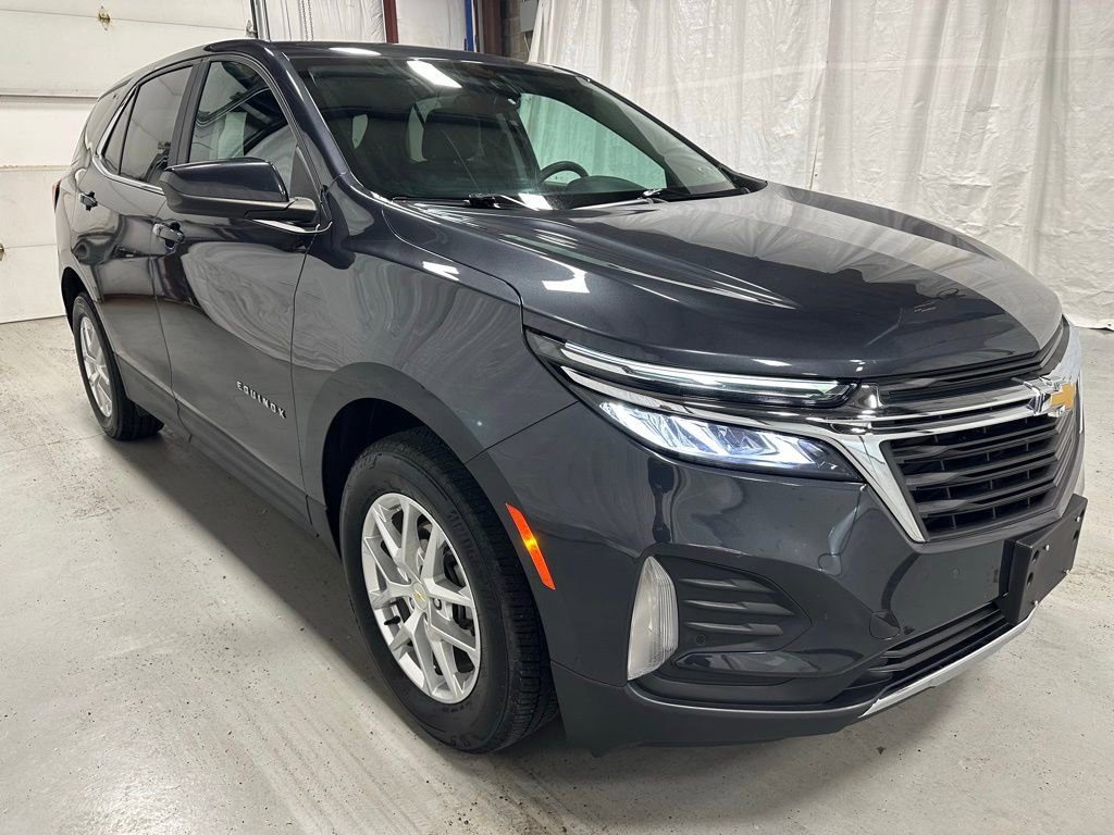 Used 2022 Chevrolet Equinox LT image 1