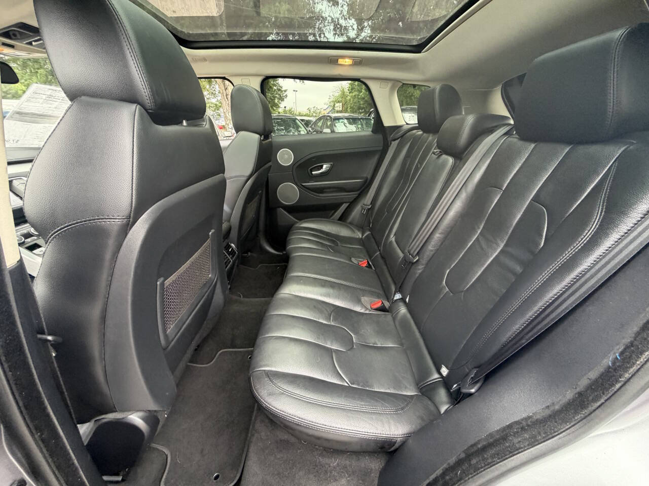 Used 2013 Land Rover Range Rover Evoque Pure Plus AWD/4WD image 25