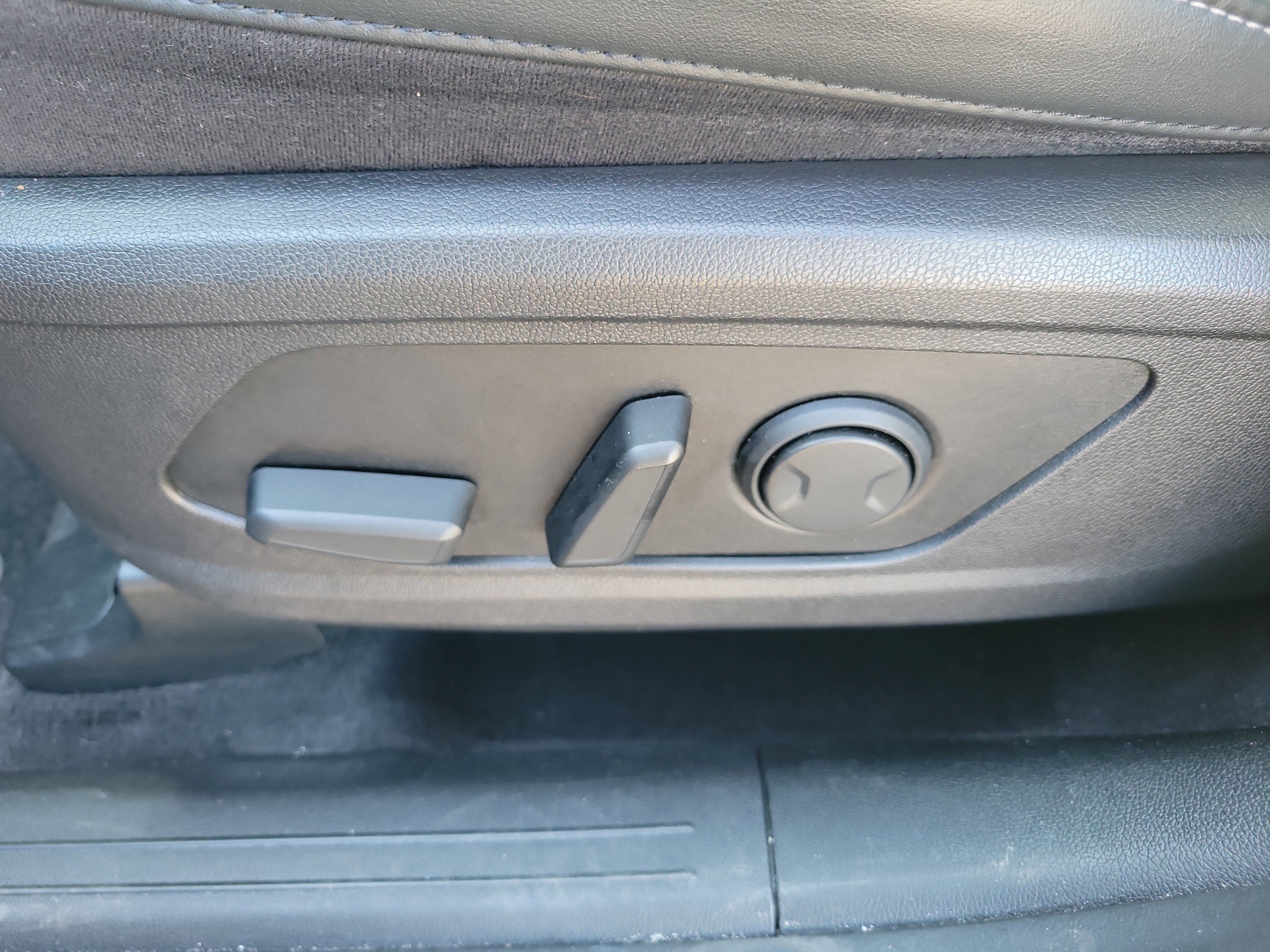 Certified 2021 Kia Sorento SX image 25