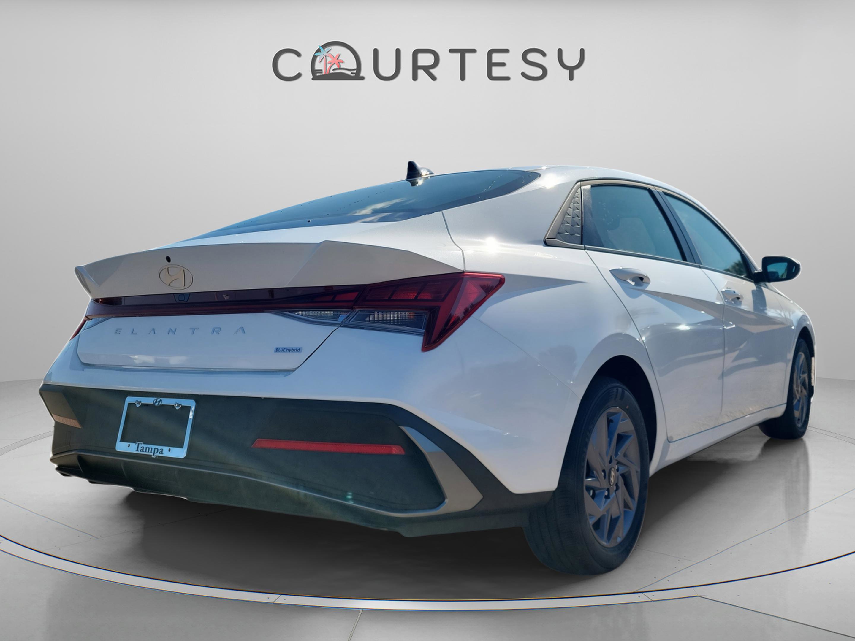 New 2026 Hyundai Elantra Blue image 3