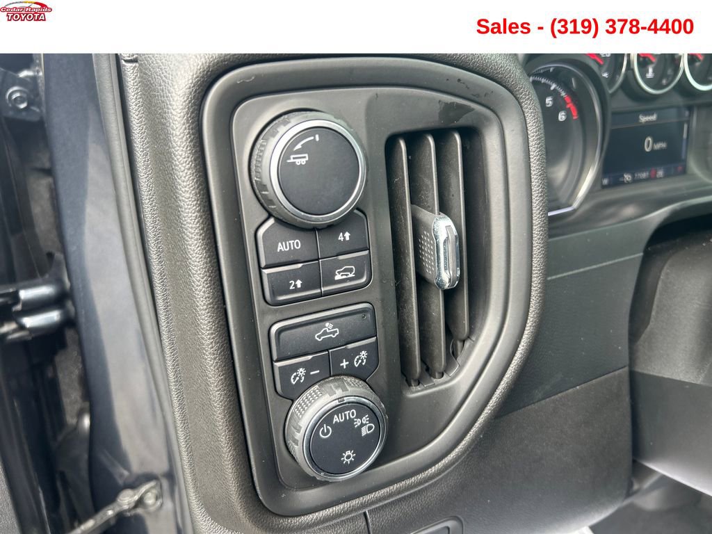 Used 2022 Chevrolet Silverado 1500 Custom w/ Safety Confidence Package AWD/4WD image 27