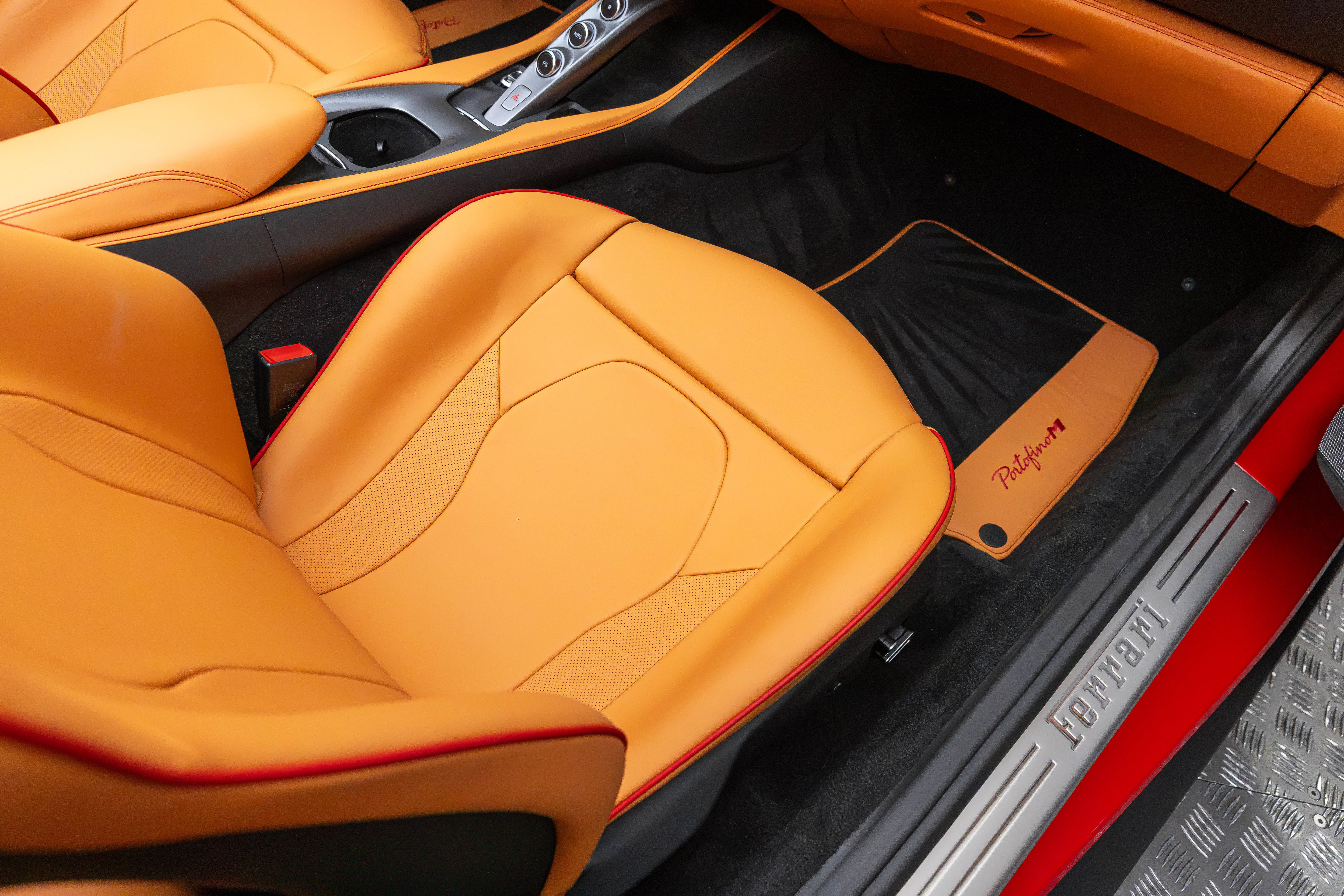 Used 2022 Ferrari Portofino M RWD image 47