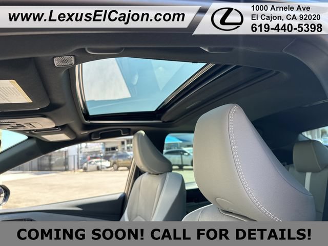 Used 2026 Toyota Camry SE w/ Multimedia Upgrade Package FWD image 7