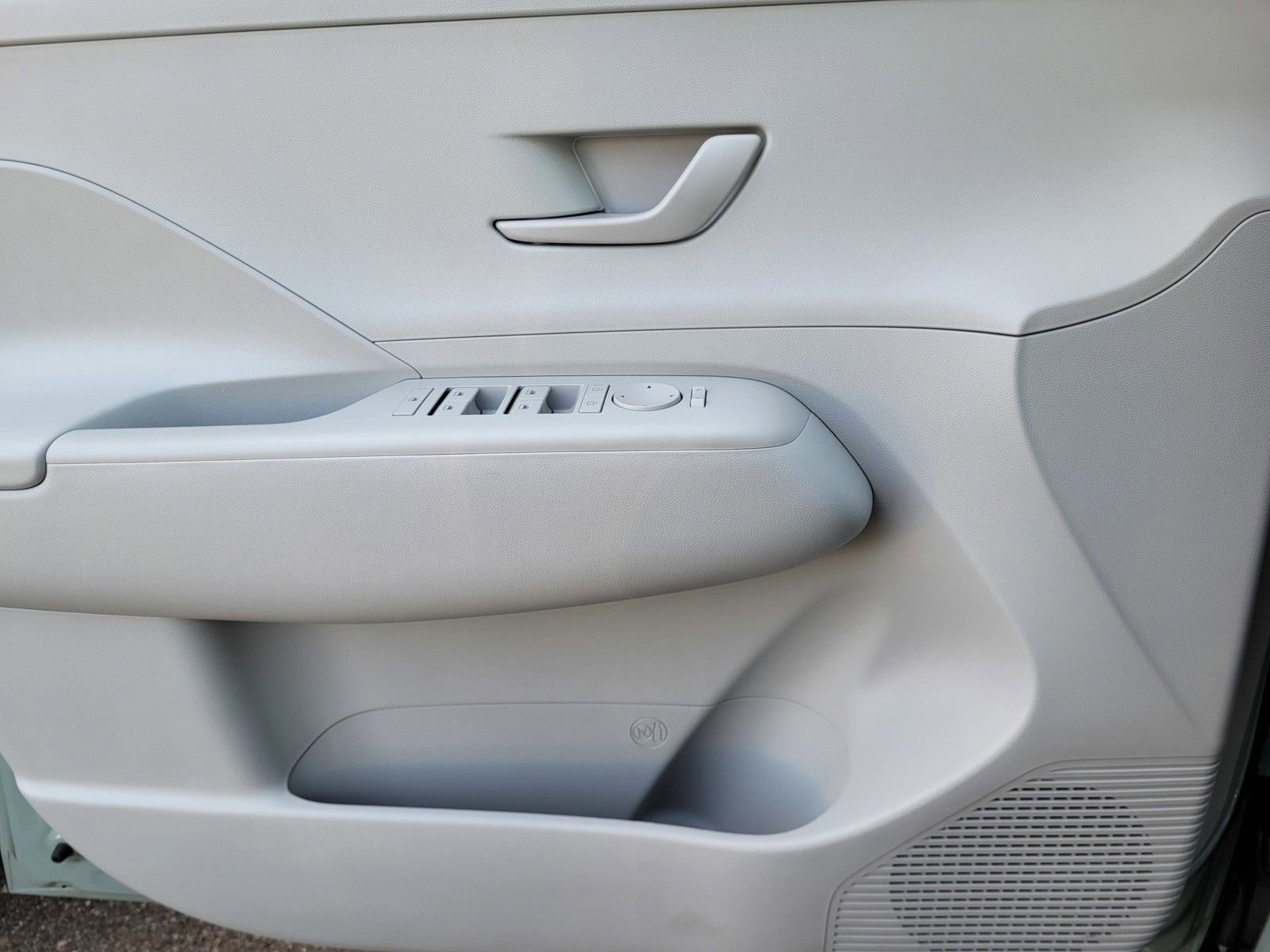 Certified 2026 Hyundai Kona SE image 21