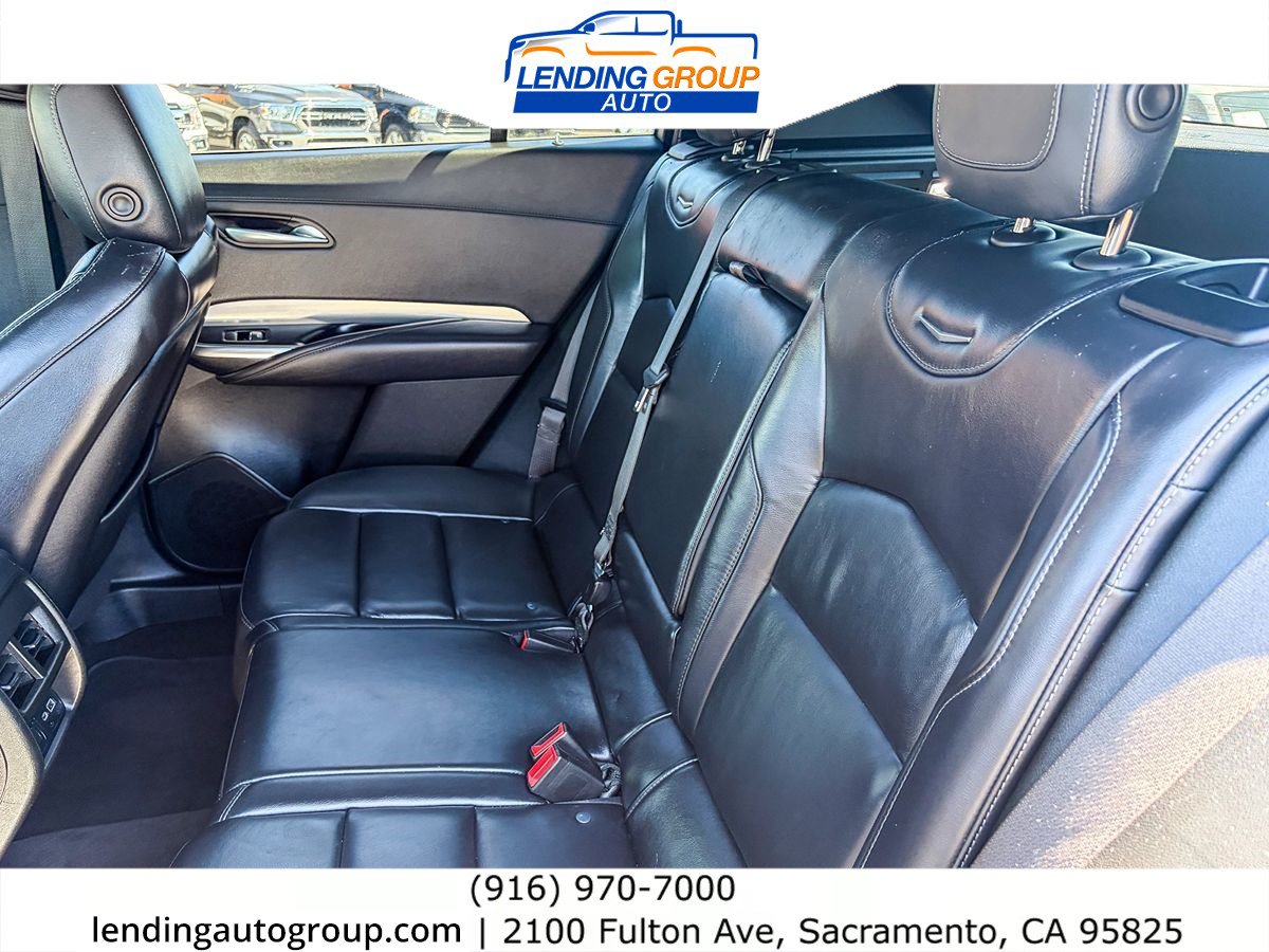 Used 2020 Cadillac XT4 Premium Luxury w/ Cold Weather Package FWD image 17