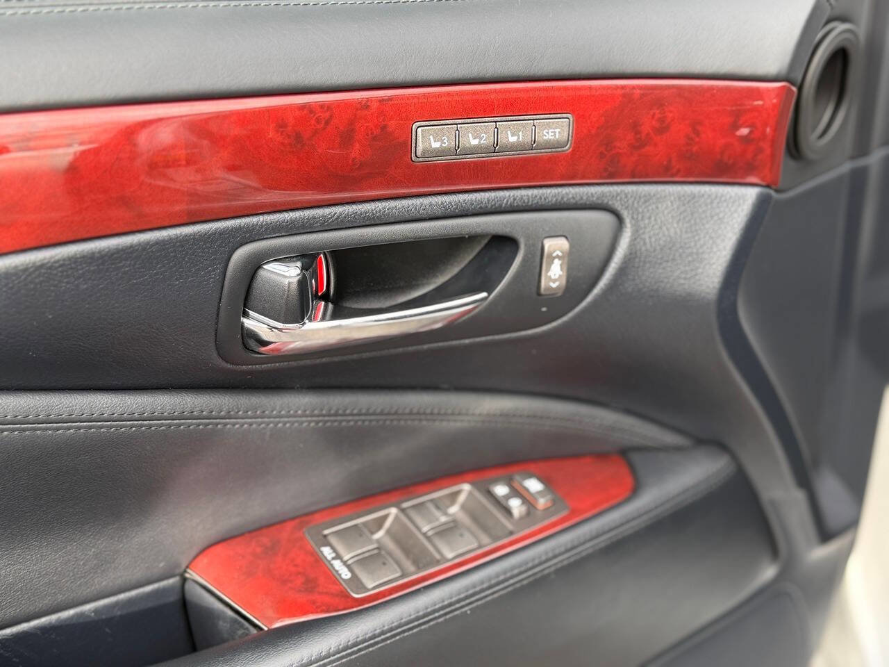 Used 2008 Lexus LS 600h L image 42