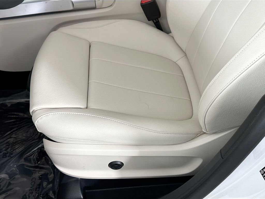 New 2026 Mercedes-Benz GLB 250 image 19