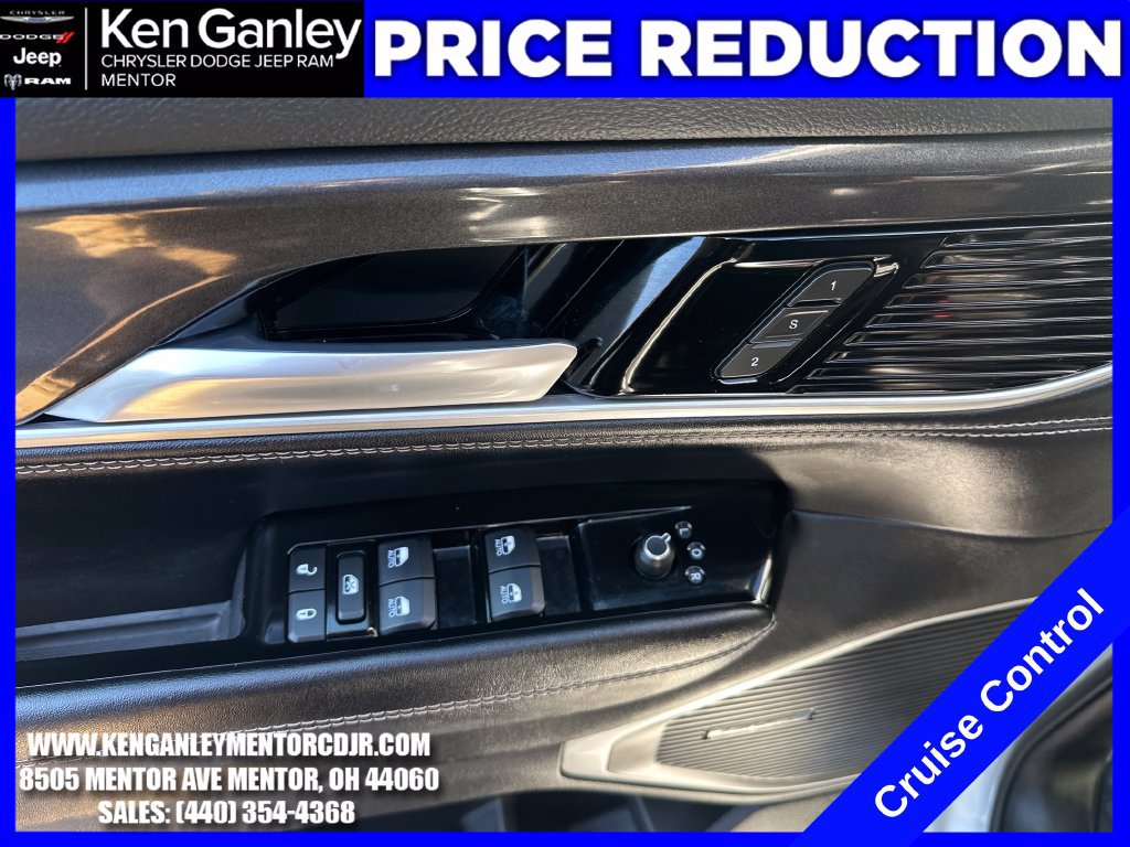 Used 2024 Jeep Wagoneer 4WD image 14