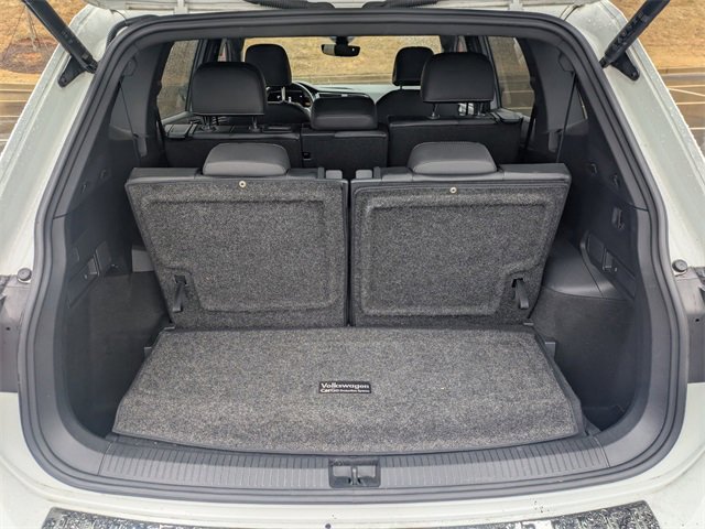 Used 2022 Volkswagen Tiguan SE R-Line image 13