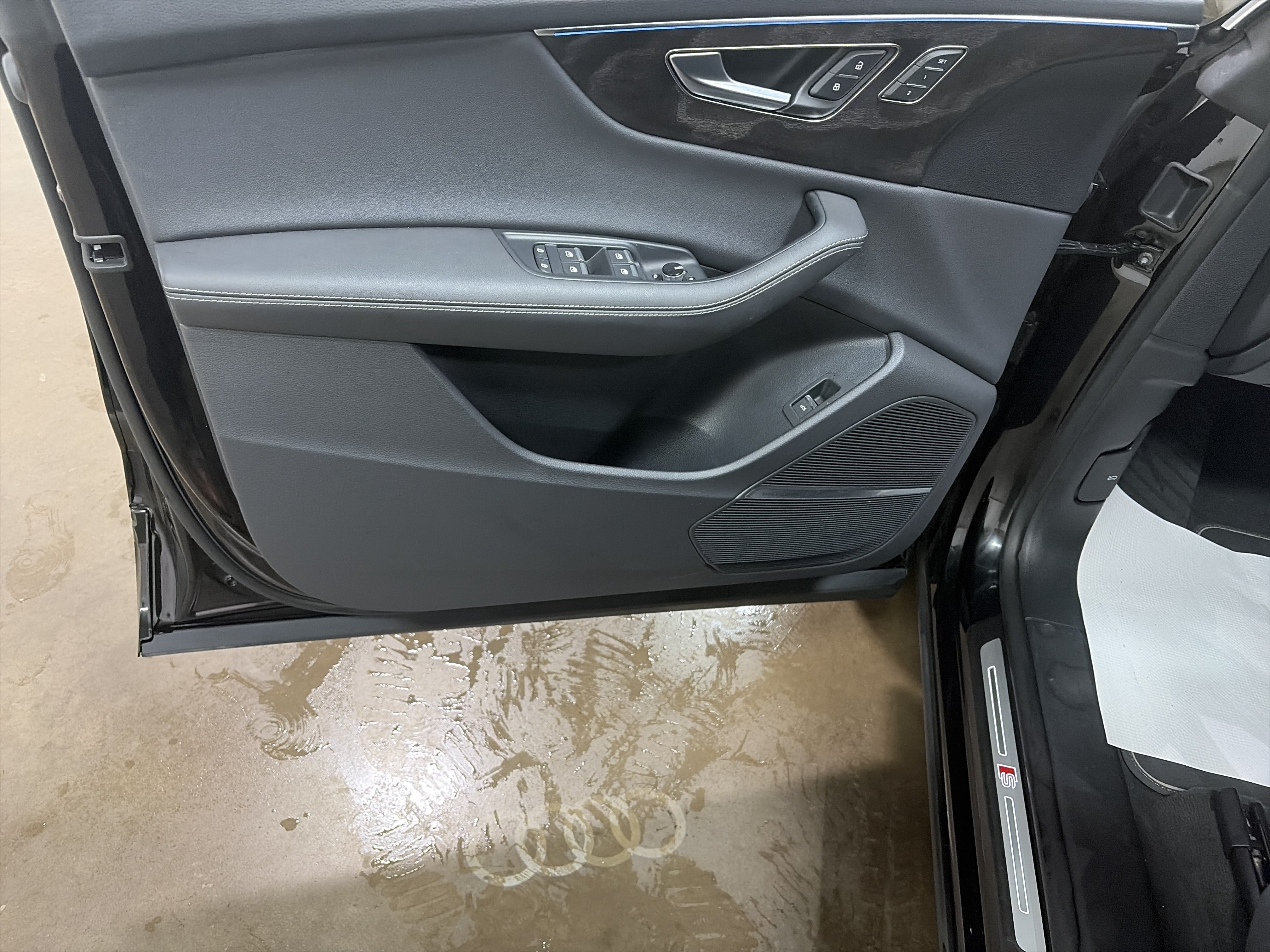 Certified 2023 Audi Q8 Premium Plus AWD/4WD image 12