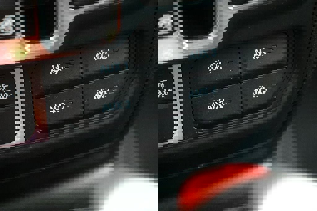 Used 2024 Jeep Wrangler Willys image 27