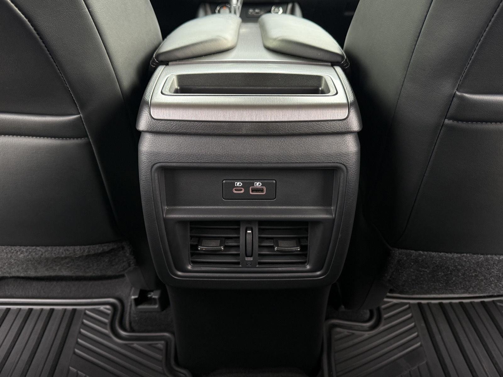 Used 2023 Nissan Murano SV AWD/4WD image 27